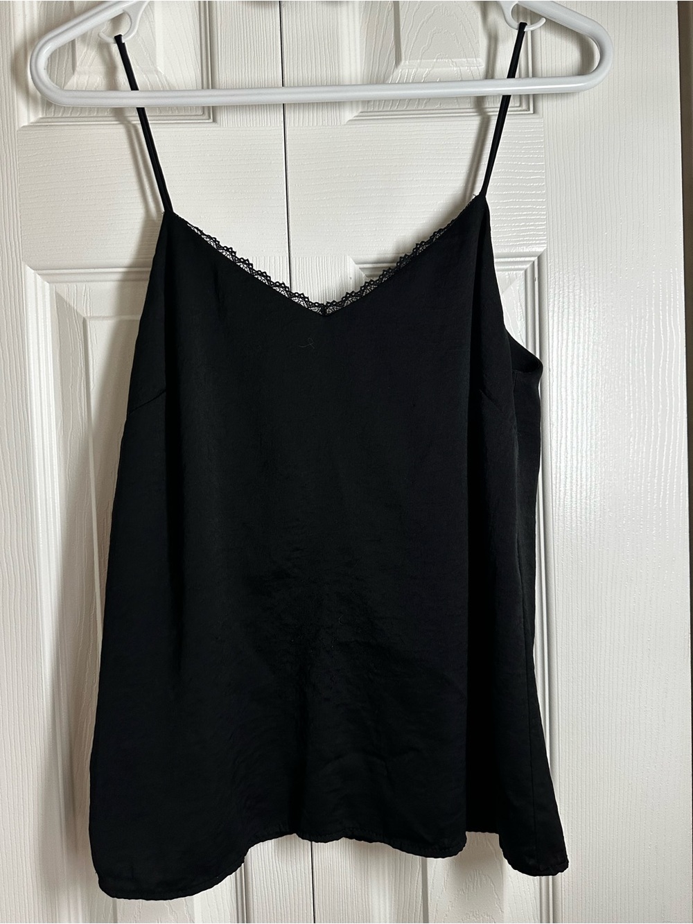 Black Lace-Trim Satin Spaghetti Strap Cami Top size M